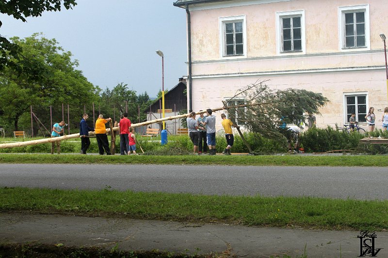 Stavanie maja 2014    2.JPG